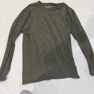 Olive green outdoor voices long sleeve size L